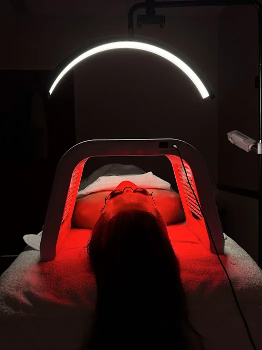 Bare + Balanced Aesthetics Picture 5