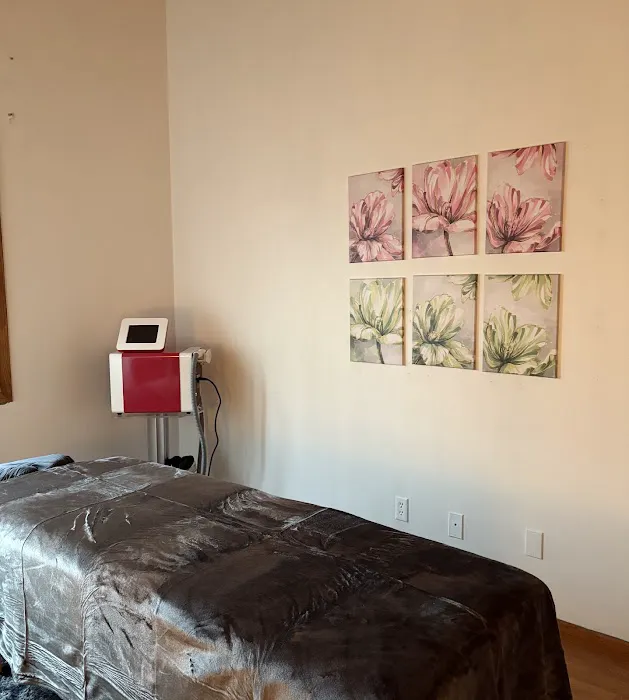 14581 Grand Ave Picture 1