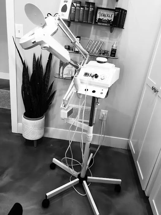 The Orchid Room ~ SKIN.WAX.LASH Picture 2