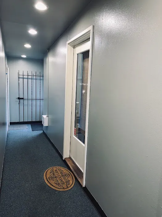 Skin & Roses Esthetics Picture 7