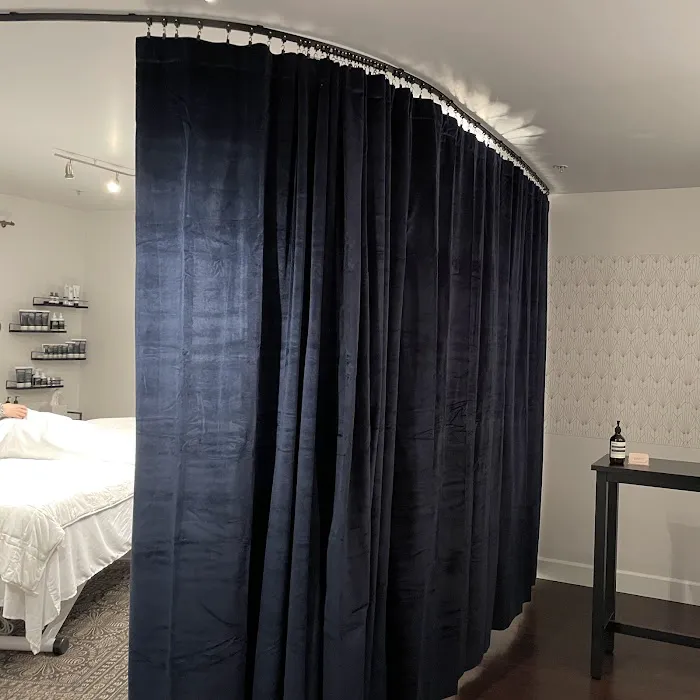 DewYou Skin Spa Picture 2