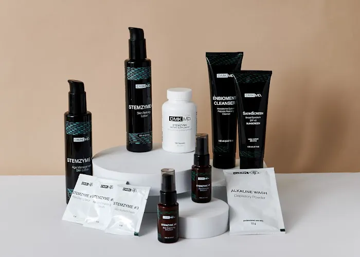 Aging Gracefully Skincare Experts Picture 4