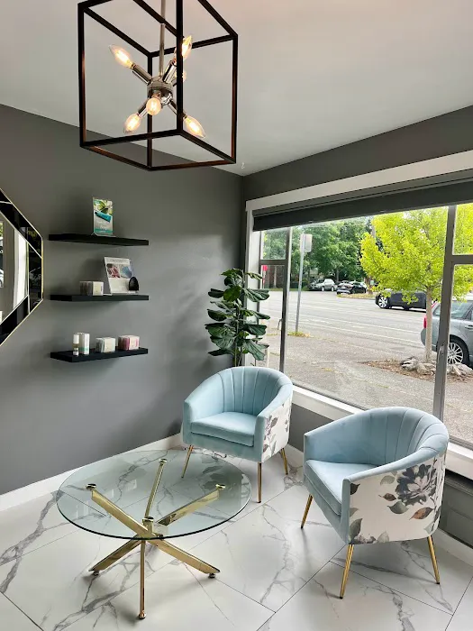 Skin Nova Seattle Picture 6