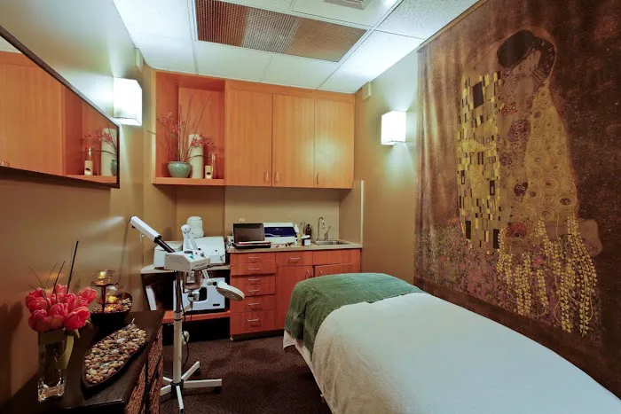 Frontier Dermatology (Mercer Island) Picture 1