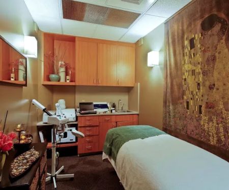 Frontier Dermatology (Mercer Island)