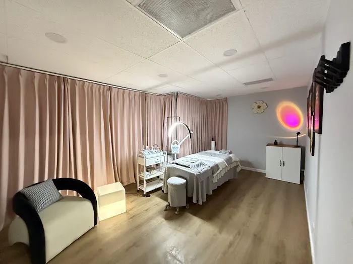 Let's May Skin Care Center Picture 4