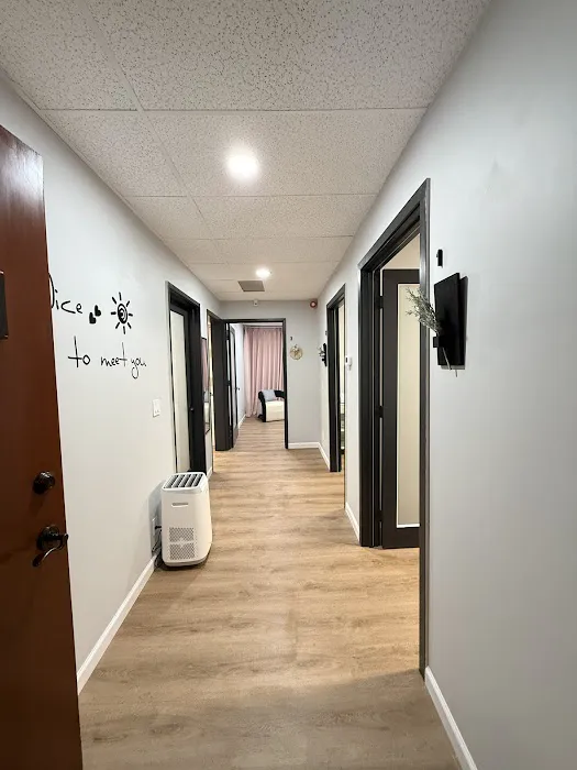 Let's May Skin Care Center Picture 9