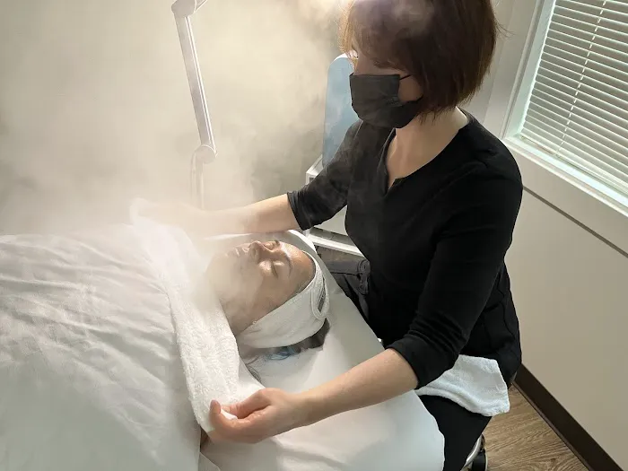 Kirsty Johns Skincare Picture 10