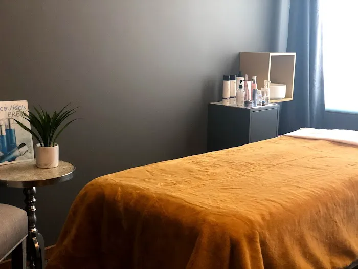 Touch & Glow Skin Clinic Picture 5