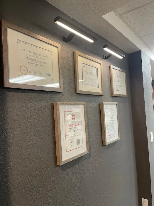 Touch & Glow Skin Clinic Picture 4