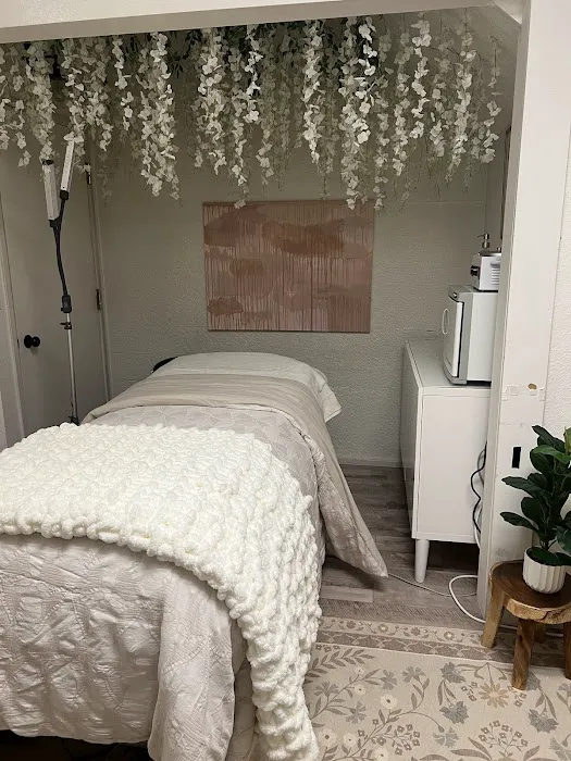 The Skin Club Picture 6