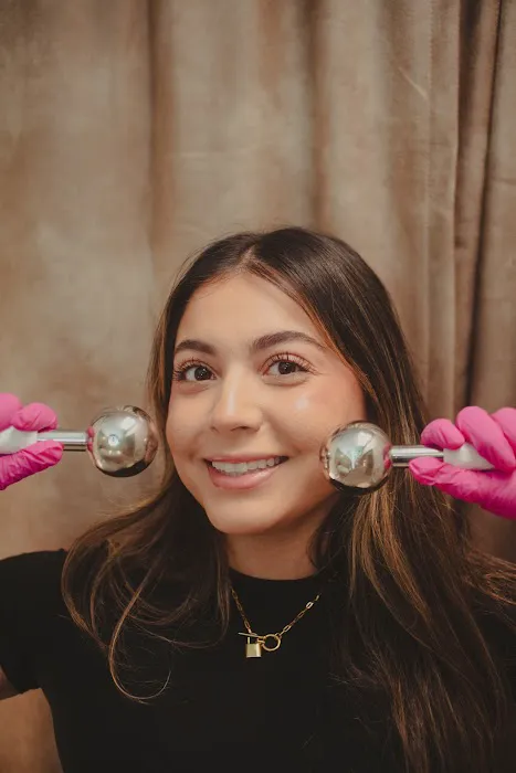 The Skin Club Picture 9