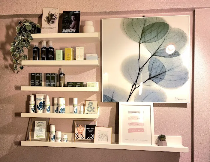 Lael Holistic Esthetics Picture 2