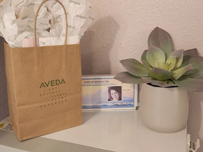 Lael Holistic Esthetics Picture 7