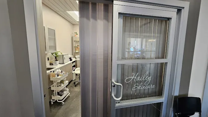 Hailey Skincare Picture 7