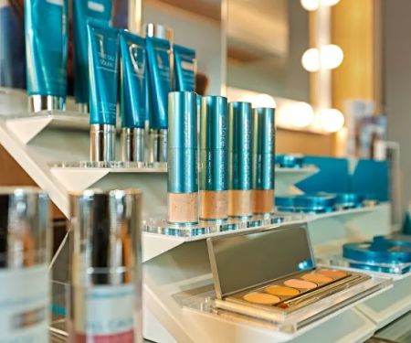 Cascade Cosmetic Center - Auburn