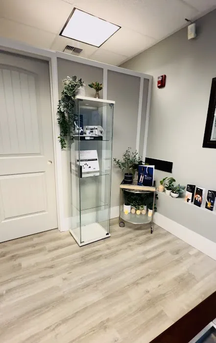 Vibe Your Glow Picture 5