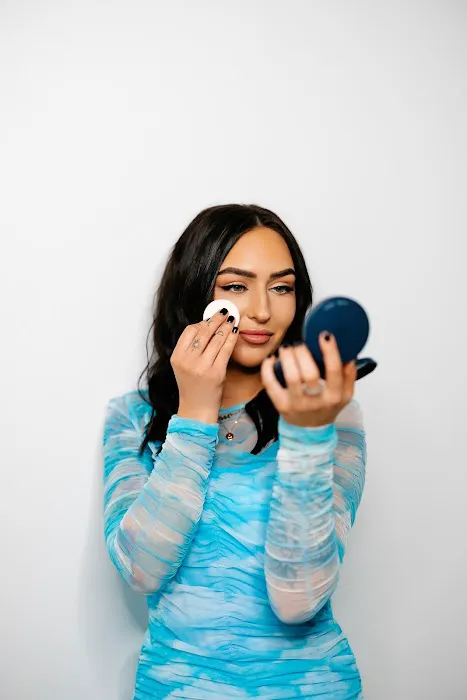 Dewy Aesthetics Picture 2