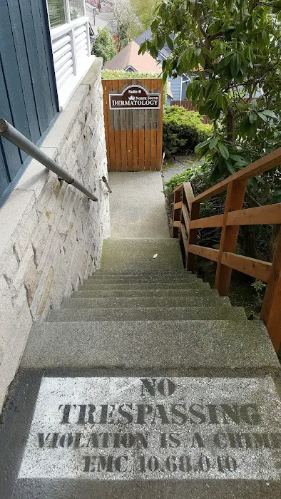 Frontier Dermatology (Everett) Picture 6