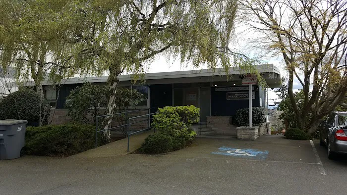 Frontier Dermatology (Everett) Picture 4