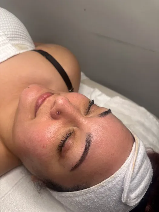 Autumn Noel Esthetics Picture 7