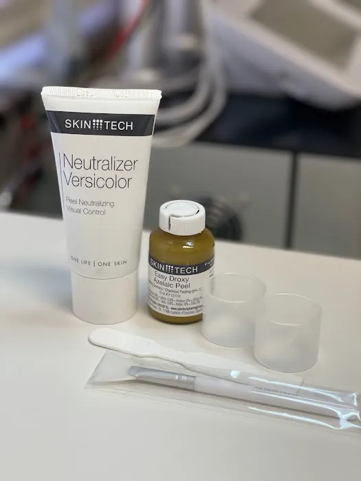 SKINCLINIC PROFESSIONAL SKINCARE Picture 6