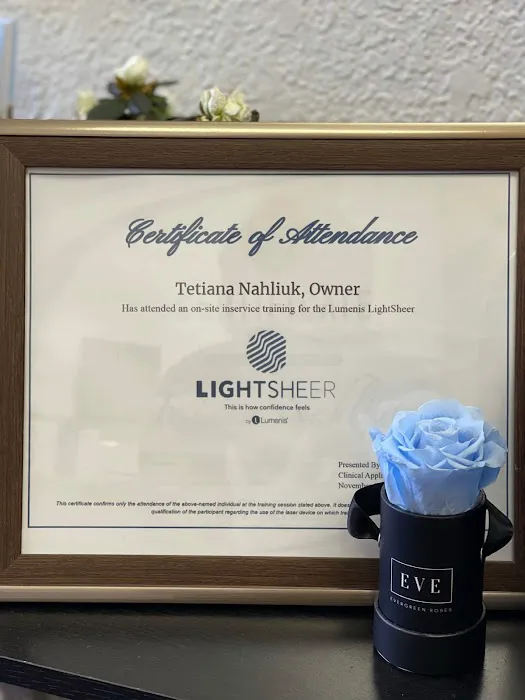 SKINCLINIC PROFESSIONAL SKINCARE Picture 7