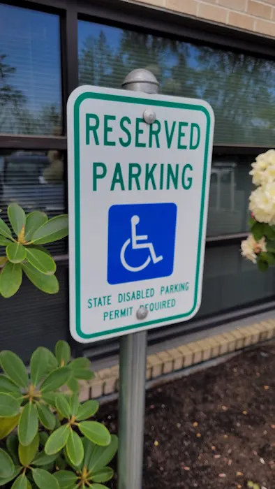 Cascade Eye & Skin Centers Picture 7