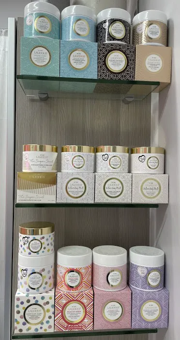 Smooth Aesthetics Picture 7