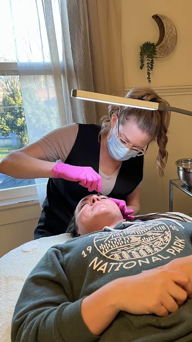 Glow Skin Studio Picture 3