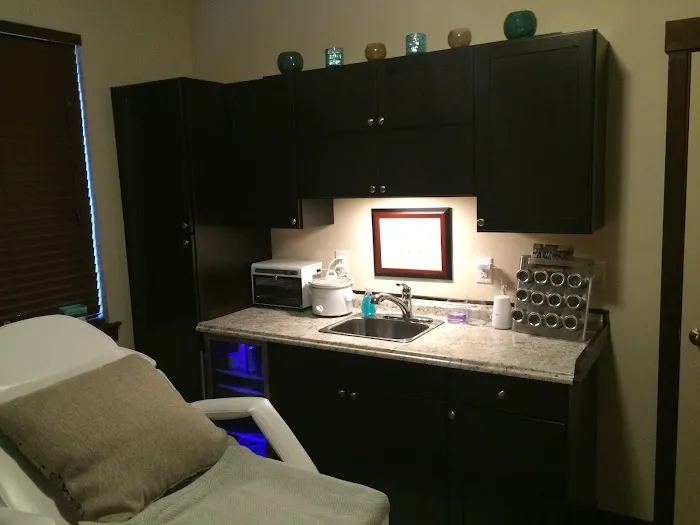 Torileigh Skincare and lash Picture 5