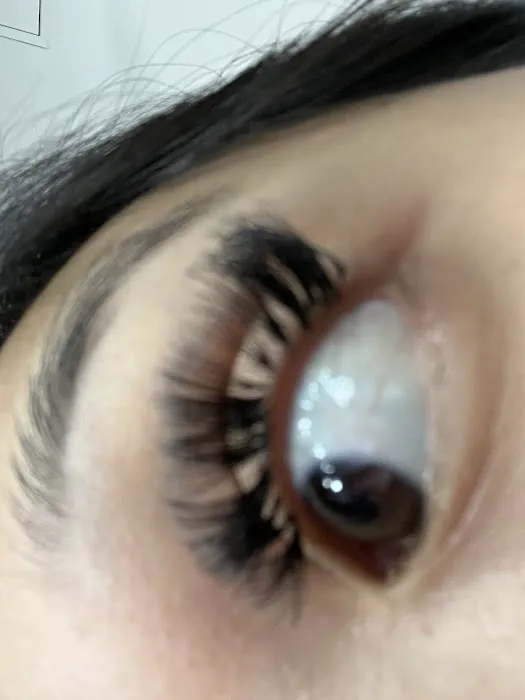 Jewells Beauty Studio Picture 4