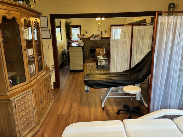 The Hive Beauty Boutique Picture 1