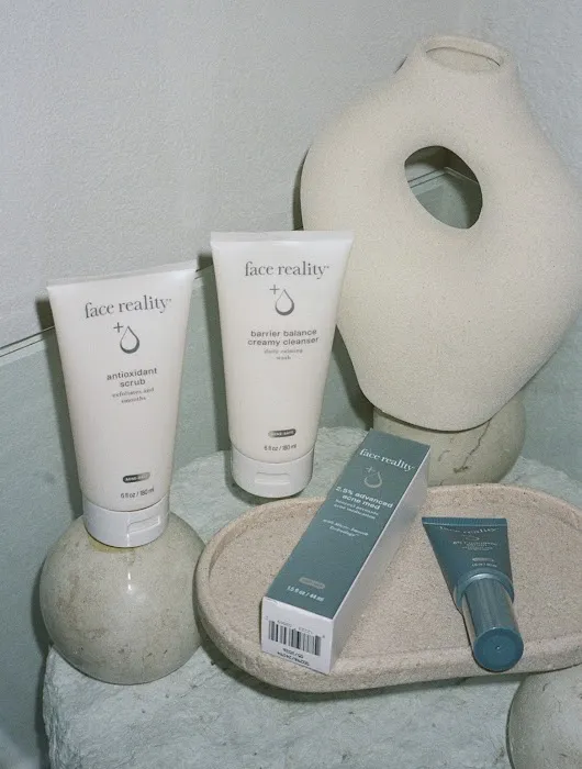 Glazed Luxury Aesthetics Picture 9