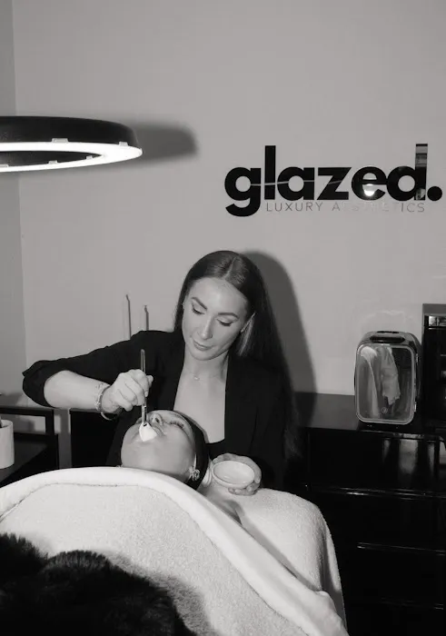 Glazed Luxury Aesthetics Picture 8