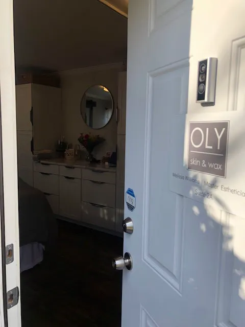 Oly Skin & Wax Picture 8