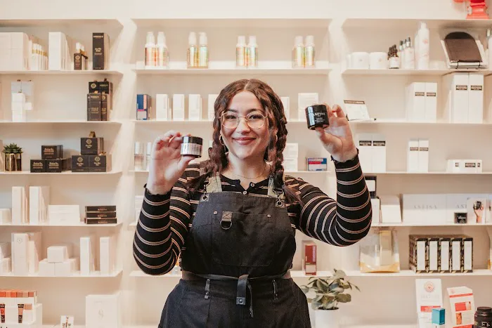 Spruce Skin & Wax Shoppe Picture 6