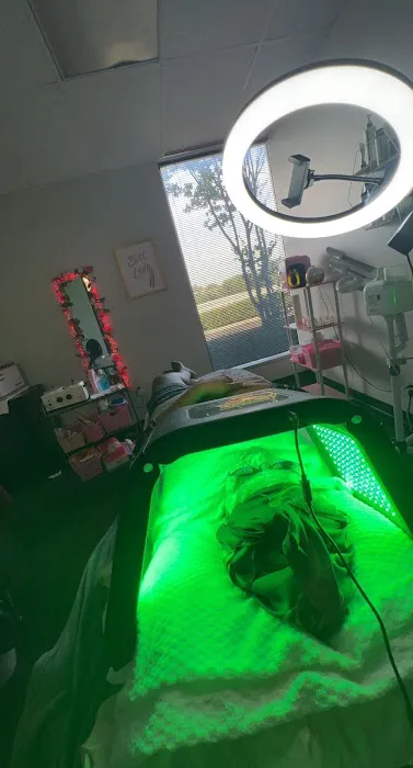 Glow By Cort Picture 9