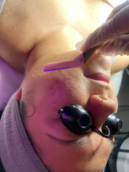 Exclusives Skin Bar LLC Picture 8