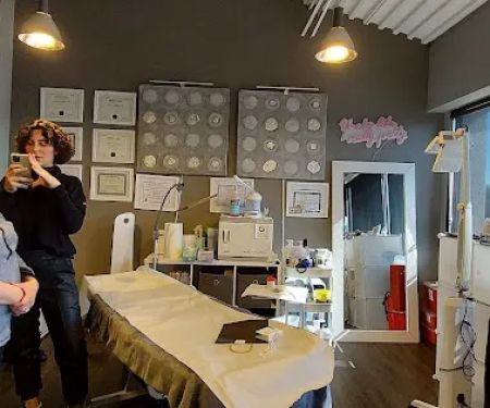 A&M Skin & Laser Clinic LLC