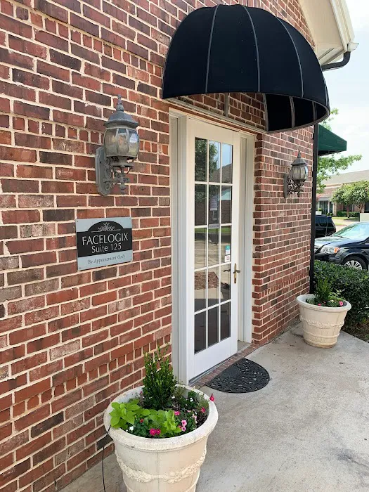 Facelogix Skincare and Makeover Studio Picture 3