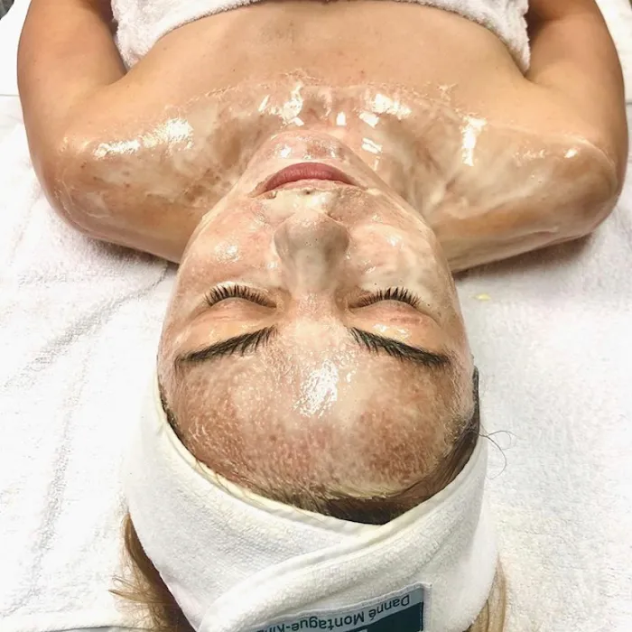 DLSKINCARE Picture 3