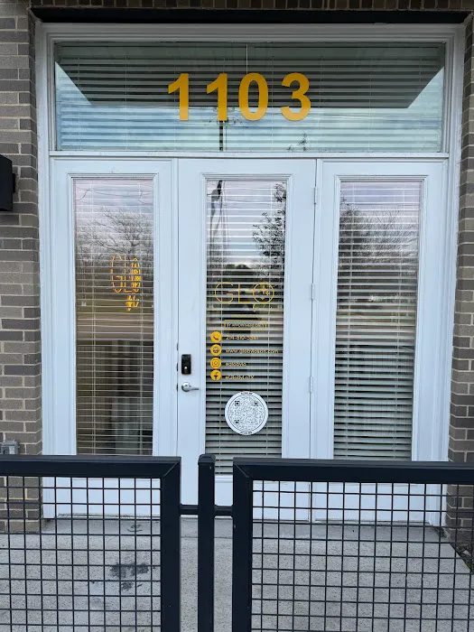 Glo by Lo Picture 10