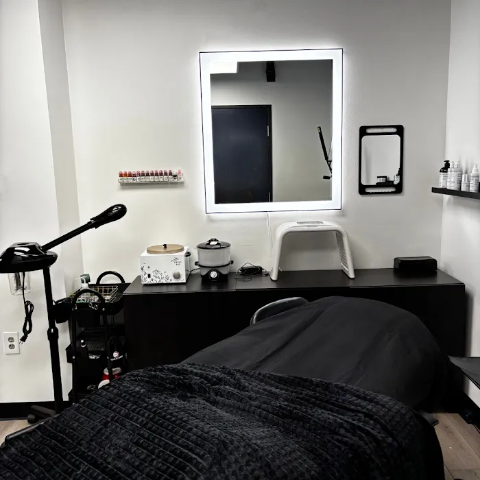 DreamLux Aesthetics Picture 3