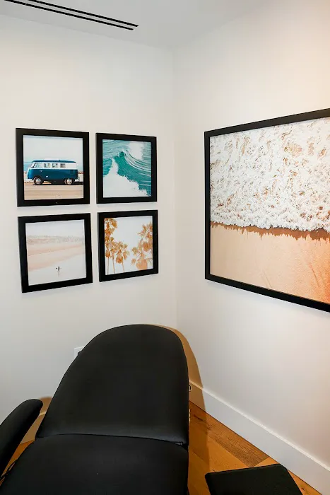 Skin Laundry - Southlake Town Square Picture 8