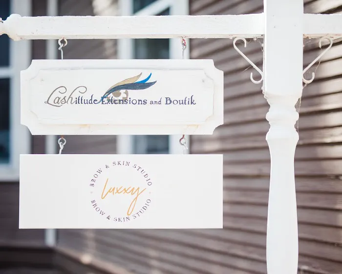 Luxxy Brow & Skin Studio Picture 3