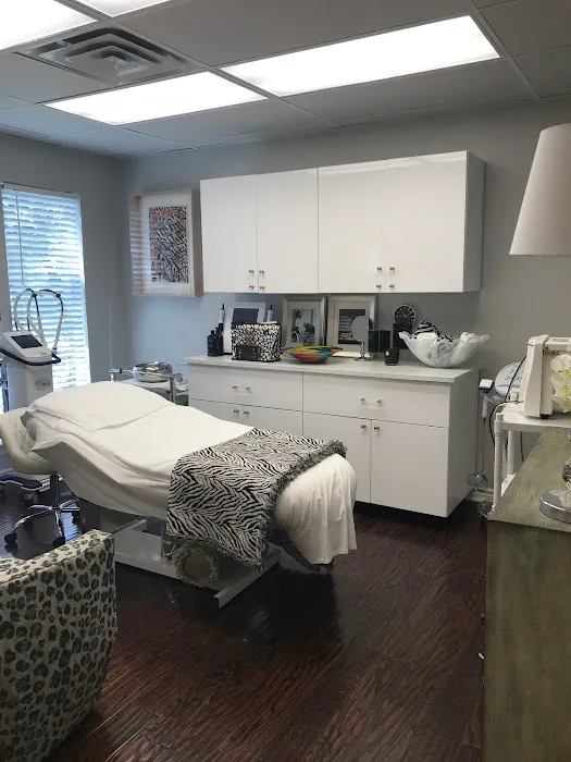 Glo Skincare By Cassy Picture 3