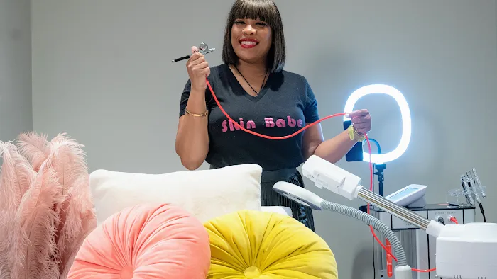 Renaida The Skincare Beauty Picture 2