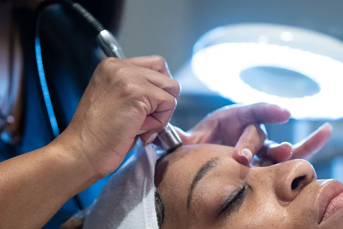 Renaida The Skincare Beauty Picture 4