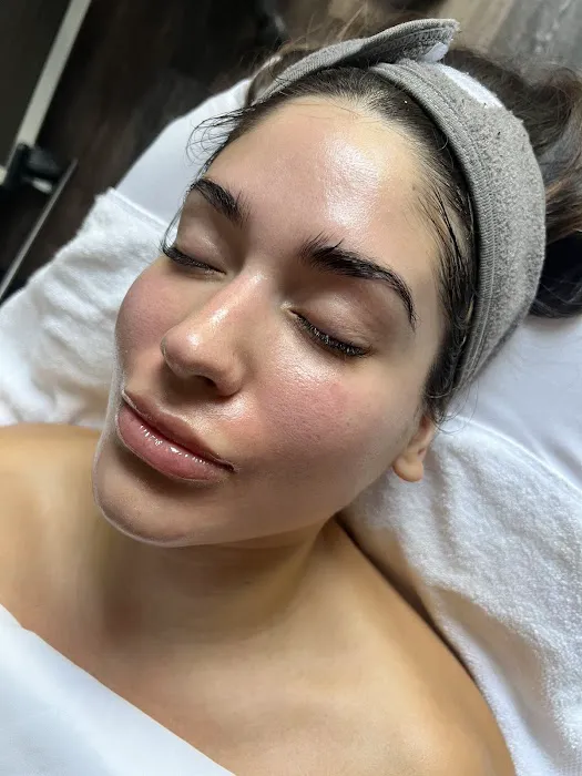 Heal Thy Skin DFW Picture 7